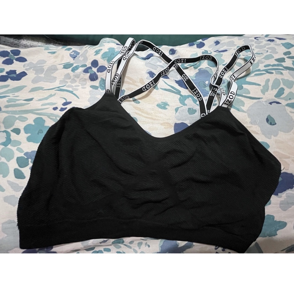 Izod & XOXO Bras with no pads